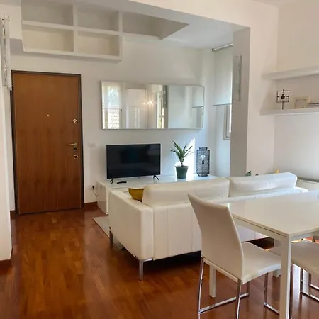 Апартаменты Farini Loft - 1°floor Cozy